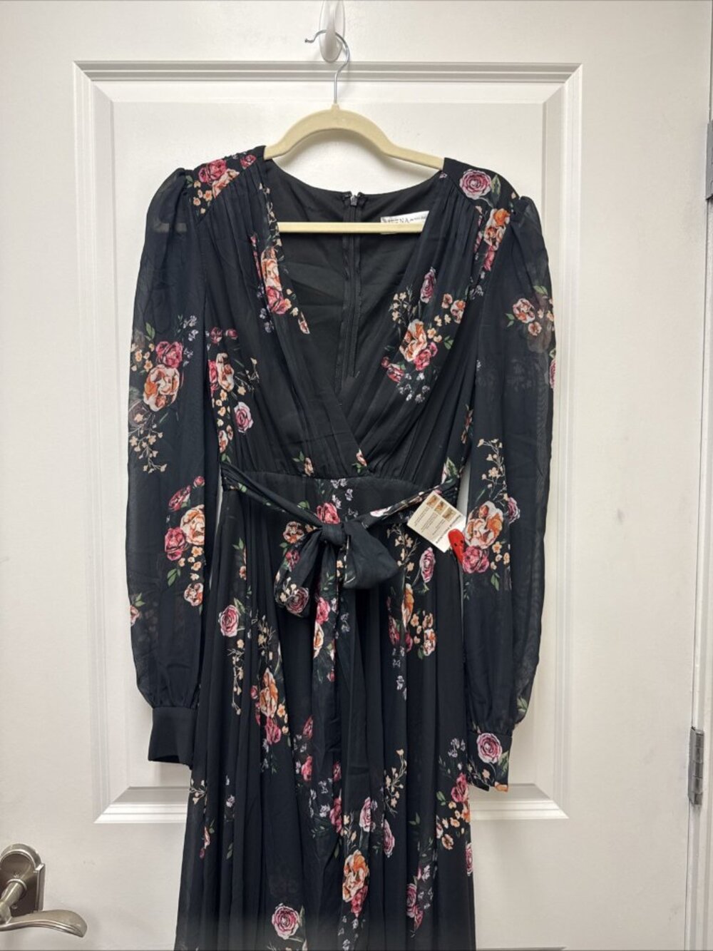 Mac Duggal Size 6 Black Floral 55661 Belted Long Sleeve V-neck Gown Dress Flaws - Picture 13 of 16
